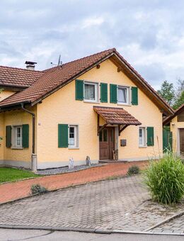 Mediterranes Einfamilienhaus in Klettgau-Erzingen mit Terrasse, Garten und viel Charme - Klettgau