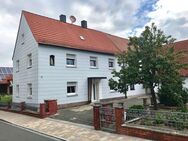 INTELLIGENT GEPLANTES MEHRGENERATIONENHAUS IN GREMSDORF: - Gremsdorf