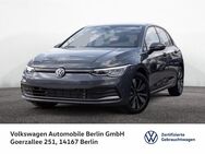 VW Golf, 1.0 VIII eTSI Comfortline, Jahr 2023 - Berlin
