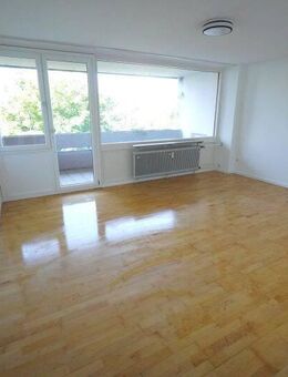 Hell & Großzügig - 2-Zi.-Wohnung mit Balkon - Mü.-Laim - München