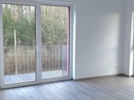 exklusive Einraumwohnung mit 2 Balkons für Selbstnutzer oder Kapitalanleger - Naumburg (Saale)