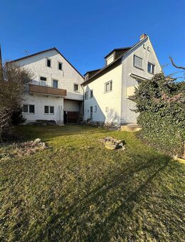 Mehrgenerationen-/Gasthaus mit 2 Wohnungen + Einfamilienhaus, renovierungsbedürftig - Ebelsbach