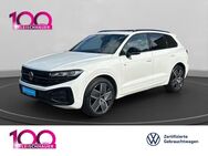 VW Touareg, TDI R-Line V6, Jahr 2023 - Aachen