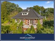 Repräsentative Villa mit Vollkeller in beliebter Lage von Alt-Rahlstedt - Hamburg