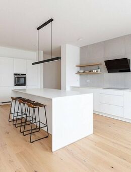 Exklusive Vier-Zimmer Erdgeschoss-Wohnung mit Garten - Frankfurt (Main)