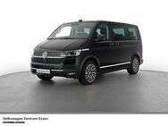 VW Multivan, 2.0 TDI 6 ighline, Jahr 2022 - Essen