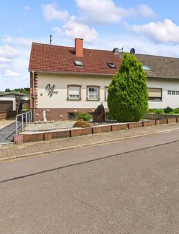 Einfamilienhaus mit 140?qm, Garten & Keller - ruhig gelegen - Schwalbach