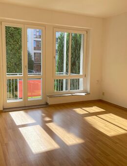 +++ ATTRAKTIVE WOHNUNG MIT BALKON AUF EINER RUHIGEN NEBENSTRASSE +++ - Chemnitz