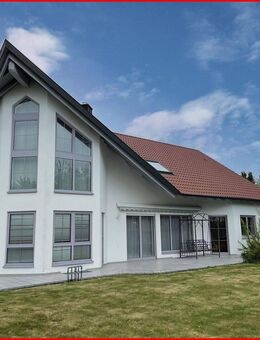 Licht, Raum, Architektur - Besonderes Wohnerlebnis in ruhiger Lage! - Gundelfingen (Donau) Zentrum
