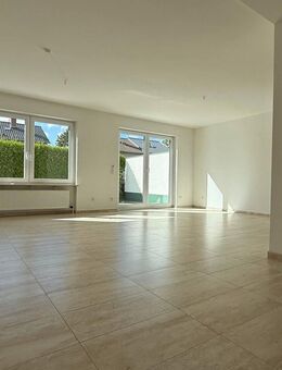 RENOVIERTE DOPPELHAUSHÄLFTE IN MAINZ-LERCHENBERG MIT 5 SCHLAFZIMMERN - Mainz