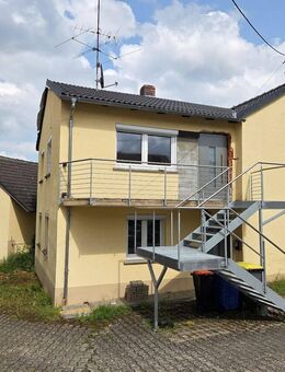 Haus sucht Handwerker - großes Gartengrundstück (1.345 m²) - Wfl. ca. 110 m² - Maroldsweisach