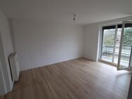 * Frisch renovierte Wohnung mit Balkon in saniertem Wohnhaus in grüner Ruhiglage - Röblingen am See * - Seegebiet Mansfelder Land