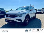 VW Tiguan, 1.5 TSI Move, Jahr 2023 - Nienburg (Weser)