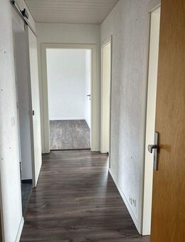 Charmante 3-Zimmer-Wohnung in Singen mit Garten! - Singen (Hohentwiel)