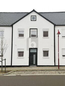 TOP RENOVIERT IN GEPFLEGTER ANLIEGERSTRAßE - Burg (Sachsen-Anhalt)