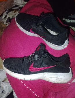Sneaker von Nike Gr.39,5 - Köln