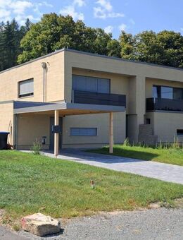 1 DHH mit Garten (auch für Kapitalanleger) - Bad Elster