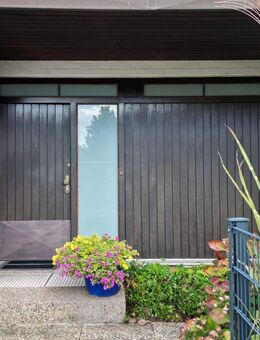 Wohnen, wo Stadt und Natur sich treffen - großzügiger Bungalow mit Wintergarten und Gartenidylle - Ludwigshafen (Rhein)