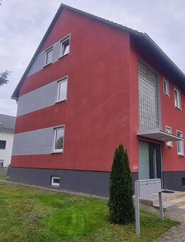 SOLIDE KAPITALANLAGE - Gepflegte 4 Zimmer Wohnung mit Balkon + großem Gartenanteil - ALLERSBERG - Allersberg