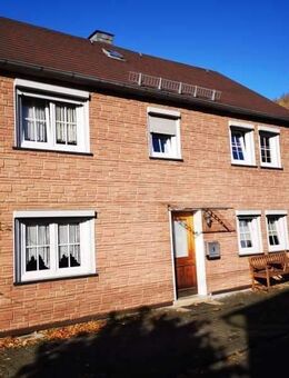 Bezugsfertige Doppelhaushälfte auf großzügigem Grundstück in zentraler Lage von Daaden-Biersdorf - Daaden