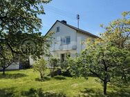 Ein- bis Zweifamilienhaus plus Baugrundstück - Karlstein (Main)