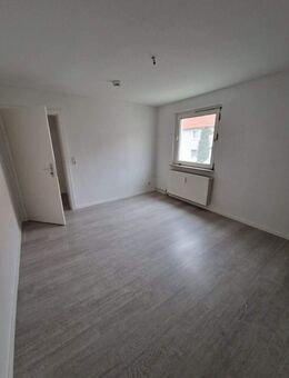 Helle und großzügige 2-Zimmer-Wohnung in zentraler Lage von Salzgitter-Bad - Salzgitter
