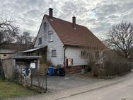 Zwangsversteigerung: Einfamilienhaus mit ehemaliger Gaststätte und Garage zu verkaufen - Niederstetten