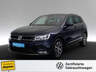 VW Tiguan, 2.0 TDI Comfortline, Jahr 2017 - Krefeld