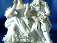 zauberhafte Porzellanfigur - Motiv eines musizierenden Paares - Niederfischbach