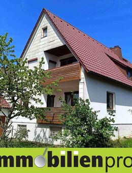 2139 - Selb: 1-2 Familienhaus mit Blick ins Grüne - Selb
