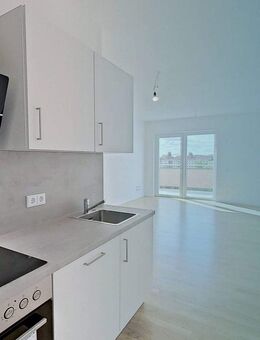 NEUBAU: Lichtdurchflutete 2-Zimmer-Wohnung mit großem Balkon und EINBAUKÜCHE - Leipzig