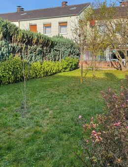 Gepflegtes Reihenmittelhaus in ruhiger Lage mit Garten - Burghausen