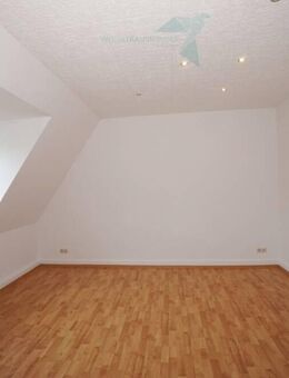 2-Raum-Raum-Dachgeschoss-Wohnung am Schlobigpark - Zwickau