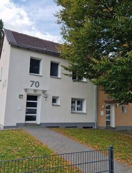 Das Glück hat ein Zuhause: barrierearme 2-Raum-Wohnung in gepflegtem Zweifamilienhaus - Dortmund