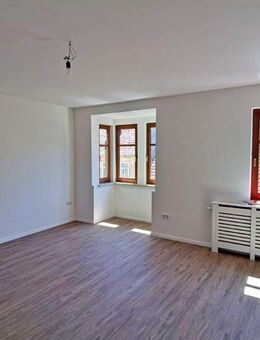 Hildburghausen-4 Zimmer-Zentral-Balkon - Hildburghausen