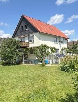 Kaufpreissenkung! Wunderbar gelegenes Zweifamilienhaus, Baugrundstück möglich - Hameln