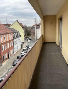 Schöne Eigentumswohnung mit großem Balkon - Fürth