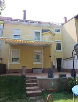 Besonderes Wohnerlebnis: großzügige 5-Zimmer-Wohnung mit Balkon und Garten auf zwei Etagen - Ludwigshafen (Rhein)