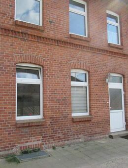 Frisch sanierte 2-R-Wohnung mit EBK in Bad Kleinen - Bad Kleinen