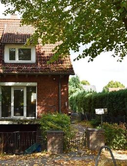 Doppelhaushälfte zur Sanierung in ruhiger Wohnlage - Hamburg