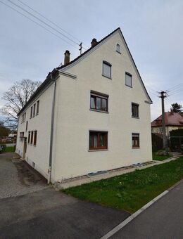 Schöne Renovierte 4 Zimmer Dachgeschosswohnung in Riedlingen - Riedlingen