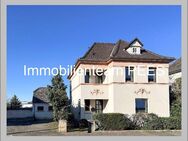 Frei ab 03/25 - Gründerzeit Villa mit Nebengebäude, 4-5 Parkpl. und Garten in Bornheim OT - Bornheim (Nordrhein-Westfalen)