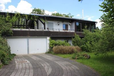 Grosses, ruhiges Grundstück mit Einfamilienhaus und Potenzial für Handwerker in Thanhausen
