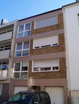 Eigentumswohnung in Düren-City mit 1 Garage + Gartenanteil - Düren