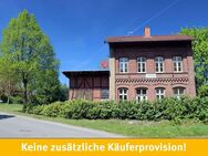 Für Eisenbahnliebhaber - Wohnen im historischen Bahnempfangsgebäude - Büren