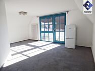 Wundervolle 2-Zimmer-Dachgeschosswohnung mit Balkon und Aufzug in ruhiger Lage - Kirchheim (Teck)