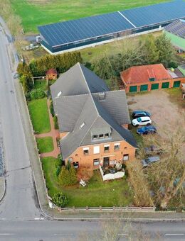 Gepflegtes Mehrfamilienhaus mit 6 Wohneinheiten in 25767 Bunsoh zu verkaufen (bis zu 57.000€ Miete) - Bunsoh