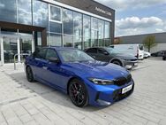 BMW 330, i M Sport M-PAKET v h, Jahr 2023 - Augsburg