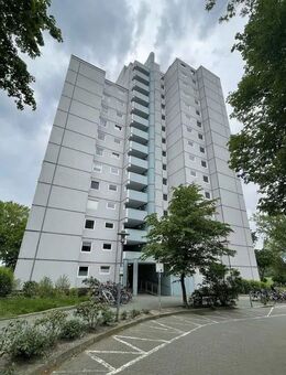 Renovierte Wohnung mit Panoramablick - Uetersen