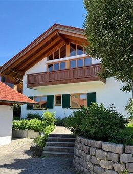 Viel Platz für die Familie, Hobby und Homeoffice: A+ energieeffizientes Landhaus bereit zum Einzug! - Uffing (Staffelsee)